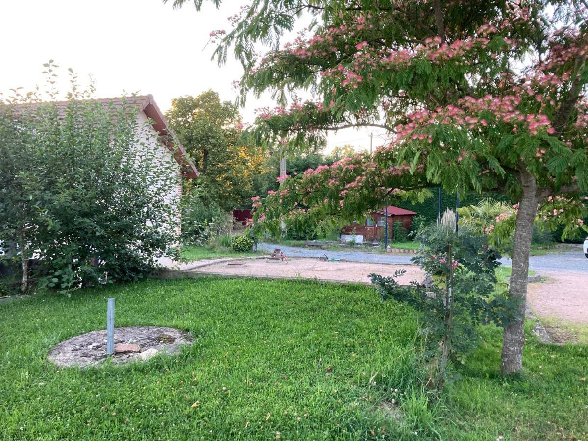 T3 Sur Fermette Avec Les Animaux Apartment Lusigny